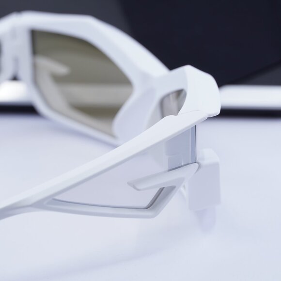Givenchy GV40049U 21C Geometric Sunglasses - White/Smoke Mirror main image 5